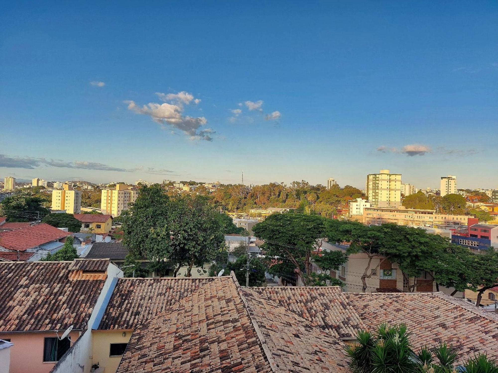 Casa Confortavel E Segura Na Regiao Da Pampulha Belo Horizonte Dış mekan fotoğraf